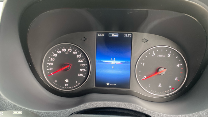 Mercedes-Benz Sprinter 315Cdi L2 Diesel Rwd 3.5t H2 Pro Van - Image 20